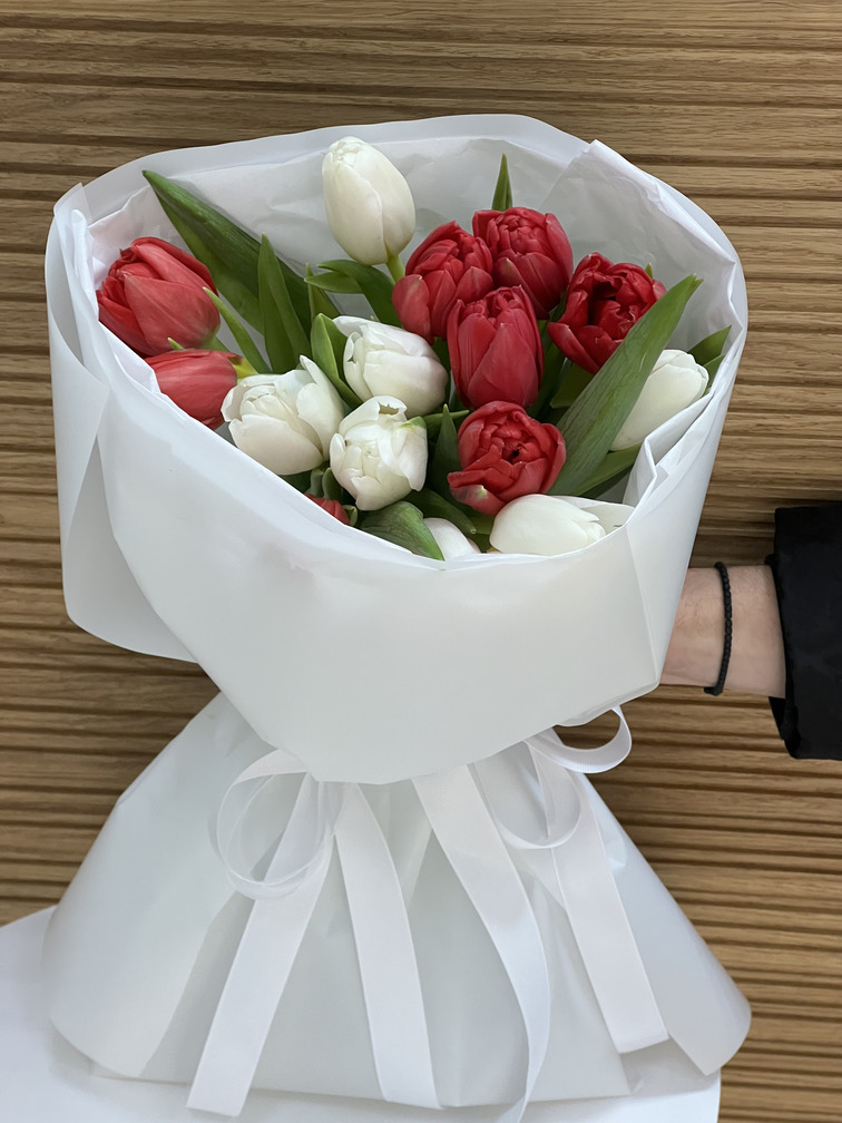 Робота студії FLORA DEN